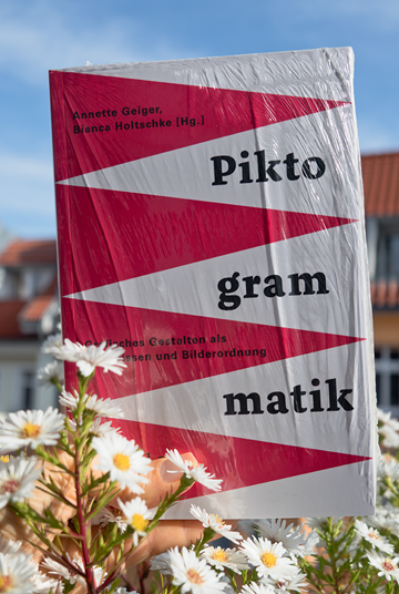 Cover von Piktogrammatik - originalverpakt - fotografiert von Hannes Kater